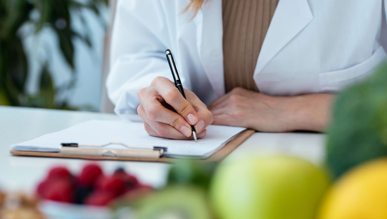 Illustration medicale - L'ALIMENTATION, UN ACTEUR DANS LA PRÉVENTION ET LE TRAITEMENT DES MICI
