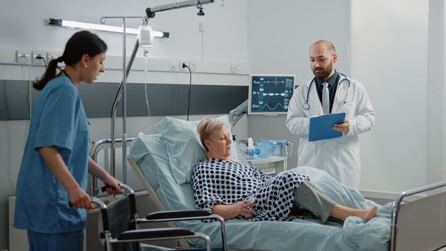 Hémopathies malignes du sujet agé : concilier efficacité et tolérance.